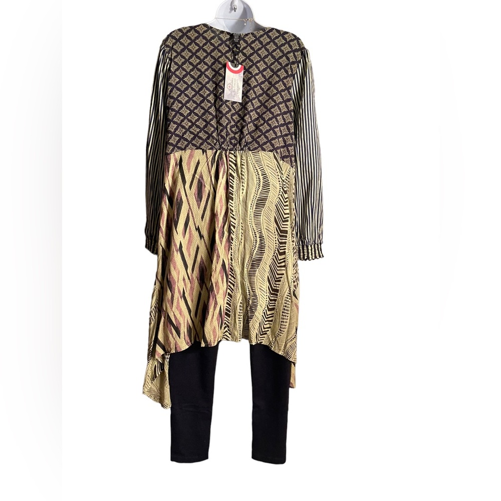 NWT. S/M Size. Sacred Threads PATCHWORK TUNIC BL/RD 12. 222625. - Picture 3 of 5